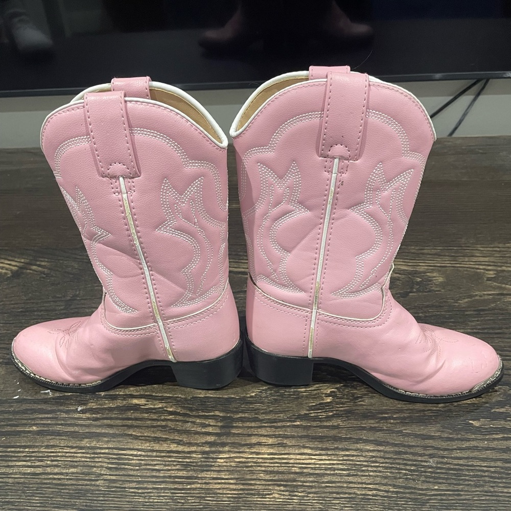 Used: Durango Little Girls' Pink Western Boots - Round Toe cowboy cowgirl